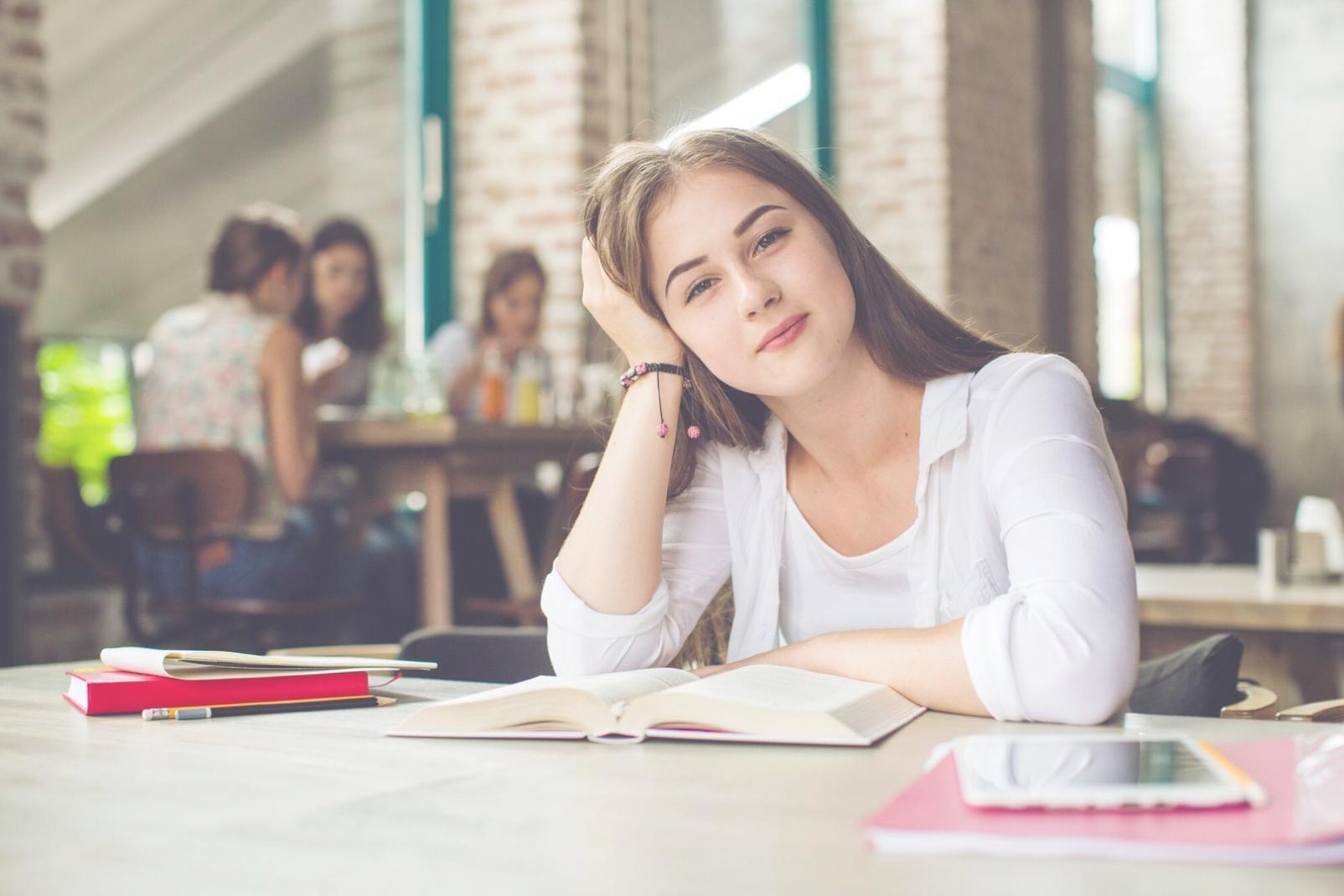 Professionelle Finanzberatung und Bildung